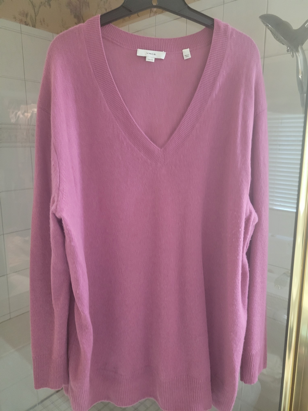 Vince Mauve V-Neck Women's Cashmere Sweater